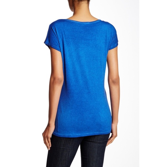 NWT Royal Blue V-Neck Oil Dye Tee - Picture 3 of 6